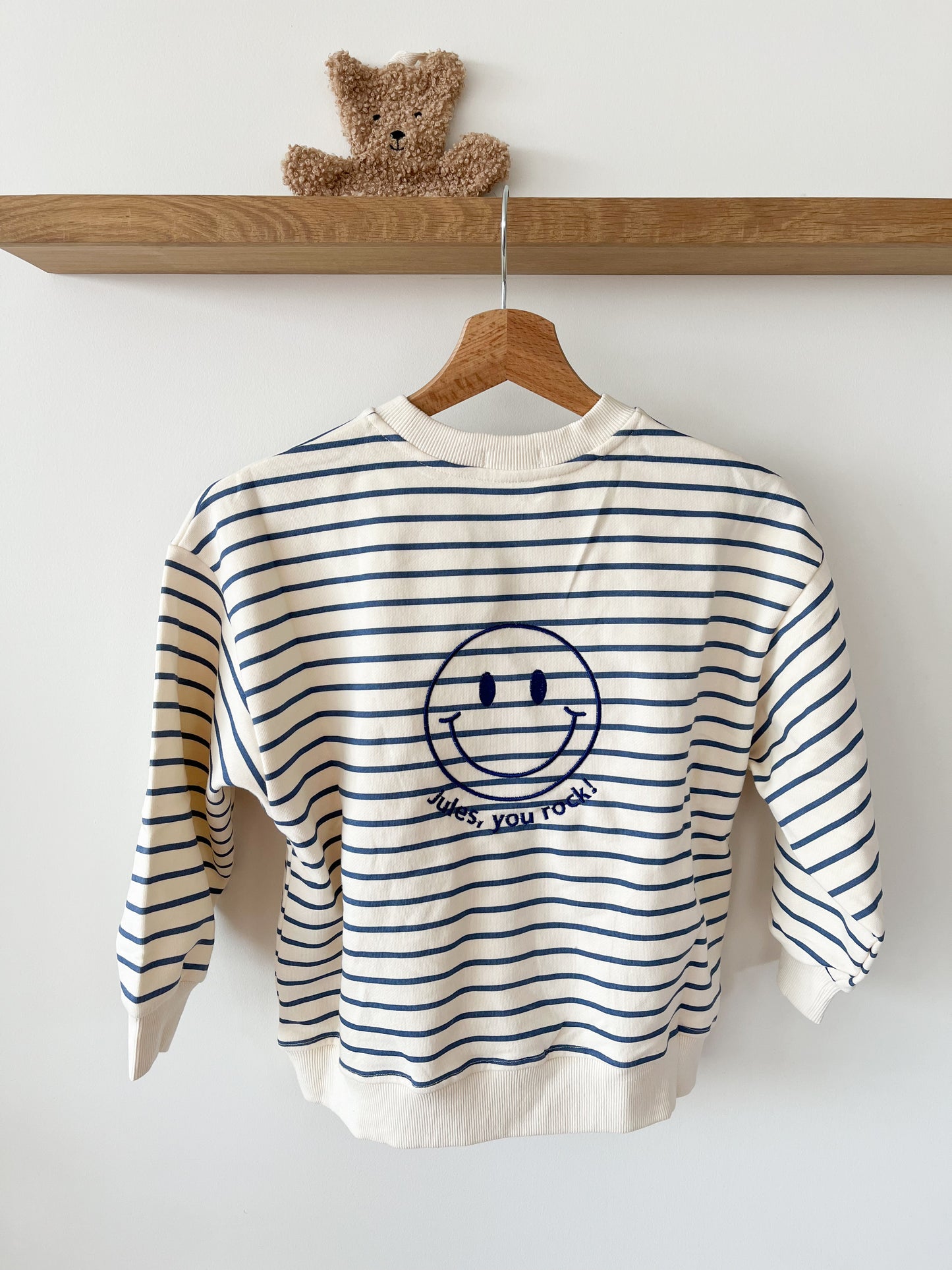 ‘You rock’ sweater